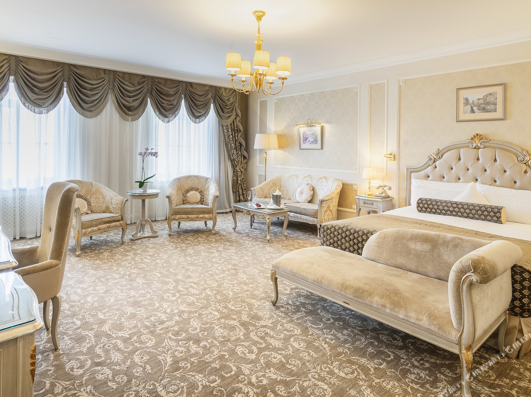 埃尔米塔日博物馆特定酒店