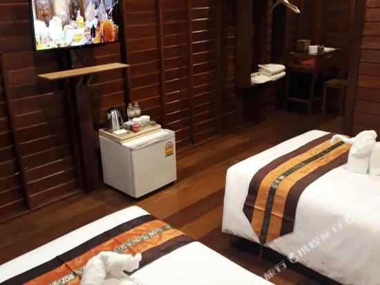 Chuchai Buri Sri Amphawa Room Type - Double or Twin Room with Pool View