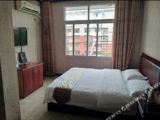 威远金瓶商务宾馆