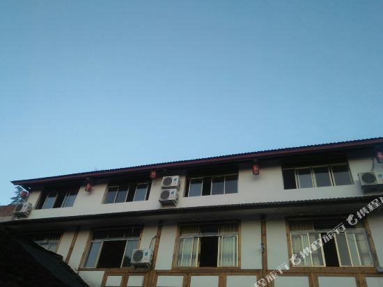 长宁仁和佳苑酒店