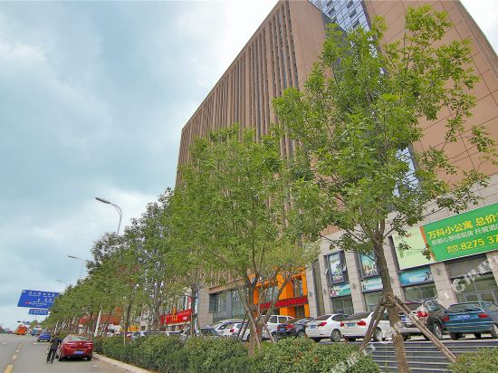 青岛鸿鼎怡家度假公寓