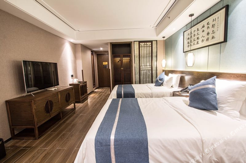 冷水江品未迟人文酒店