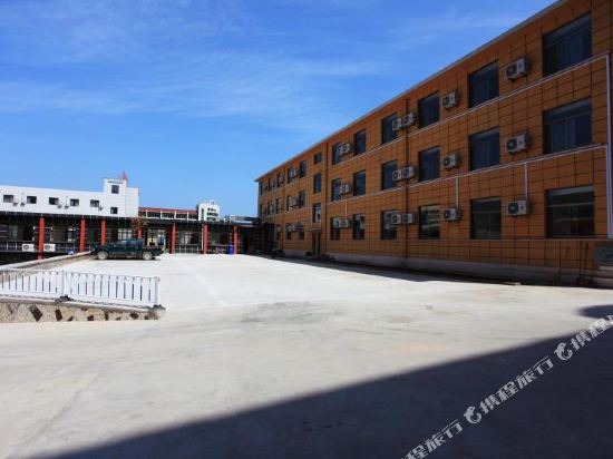 威海麓山居酒店