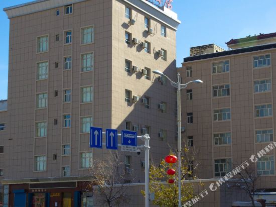 百世昌快捷酒店(乌鲁木齐昆仑路店)