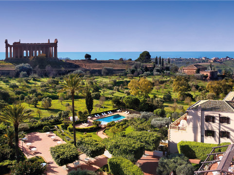 阿西娜别墅酒店主图