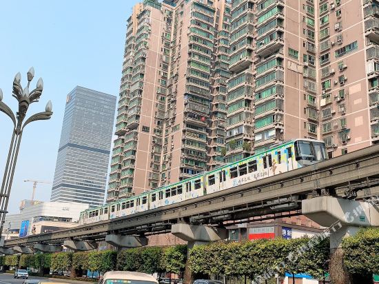 如家酒店(重庆杨家坪轻轨站步行街店)