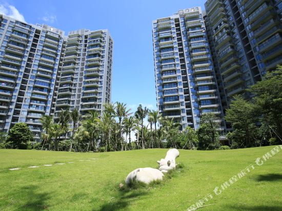 悦斯度假公寓(三亚万科湖畔店)