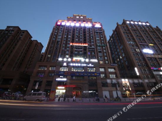 嘉丽酒店(南充蓝光1227店)