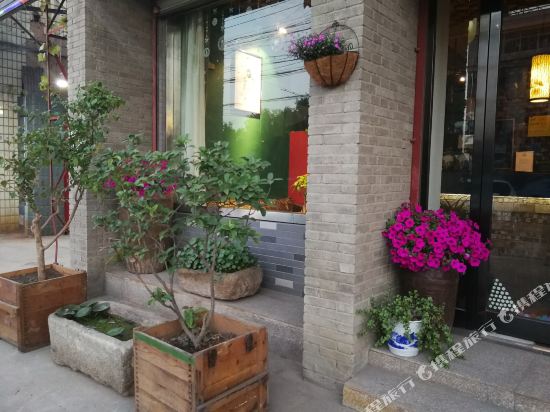 宝莲小居民宿(华山连天线店)