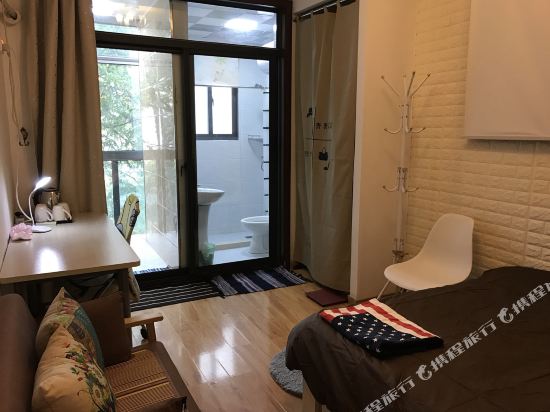 春江花月夜公寓(昆山2号店)