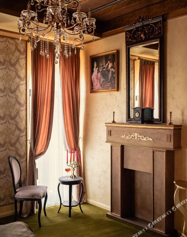 Belle Epoque Boutique (Adult Only)