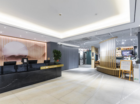 V酒店(广州天河客运站华南理工大学店）主图