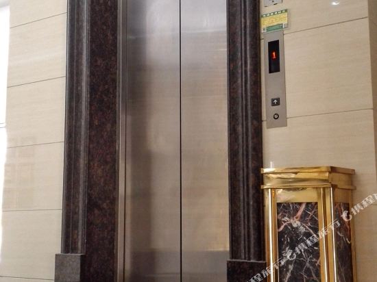 佛山季华绿岛酒店