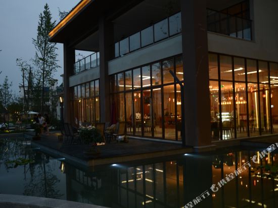 街子古镇艺家精品酒店