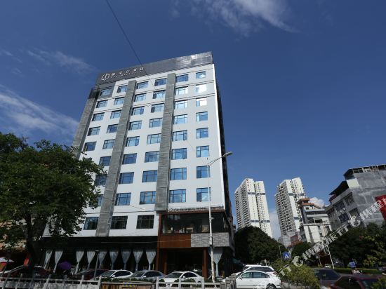 北流臻宝仕酒店