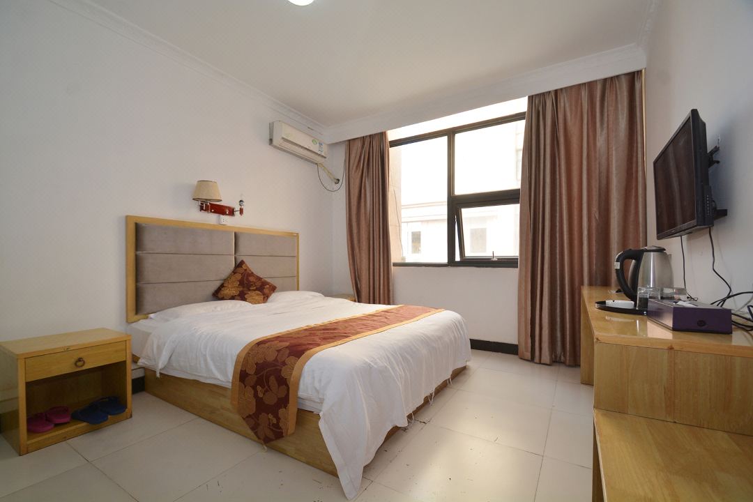 Zhongguo Maidi Express Hotel