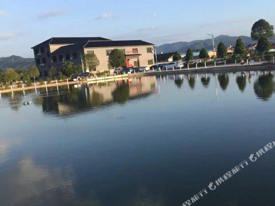 浏阳嘉园度假山庄