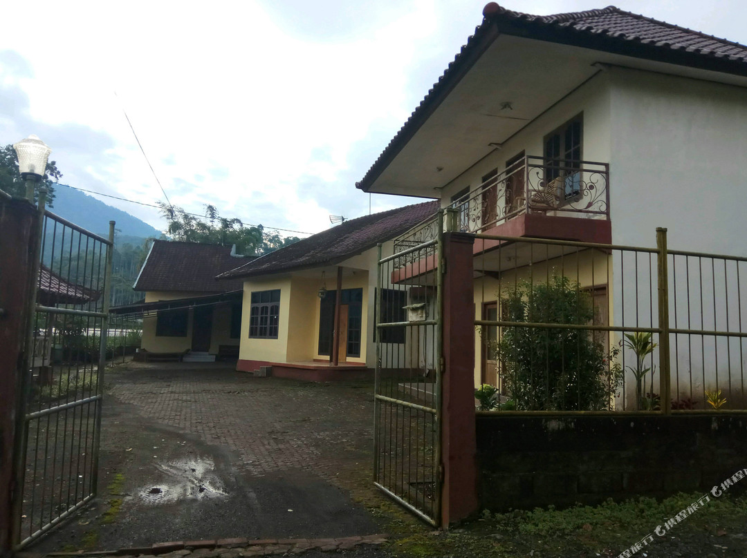 贝都古尔索尔加维酒店