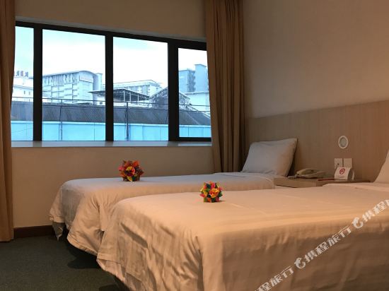 Phoenix Hotel