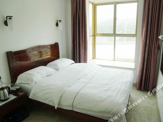 琼中黎母山好逍遥客栈