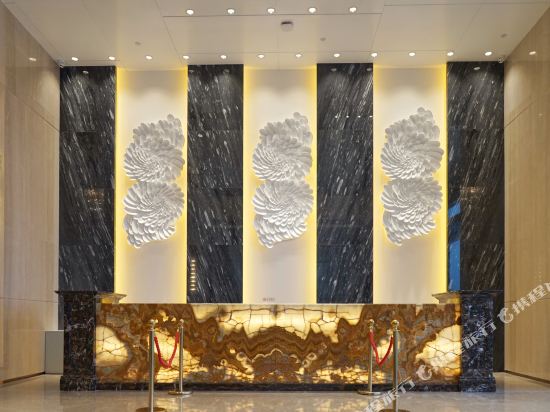 龙门华美达酒店