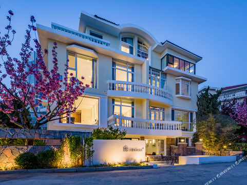 青岛美墅假期酒店（五四广场第三海水浴场店）主图