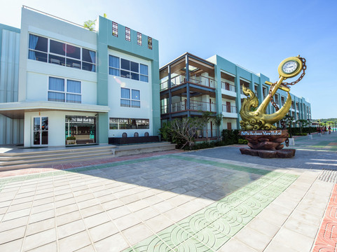 Phi Phi Harbour View Hotel