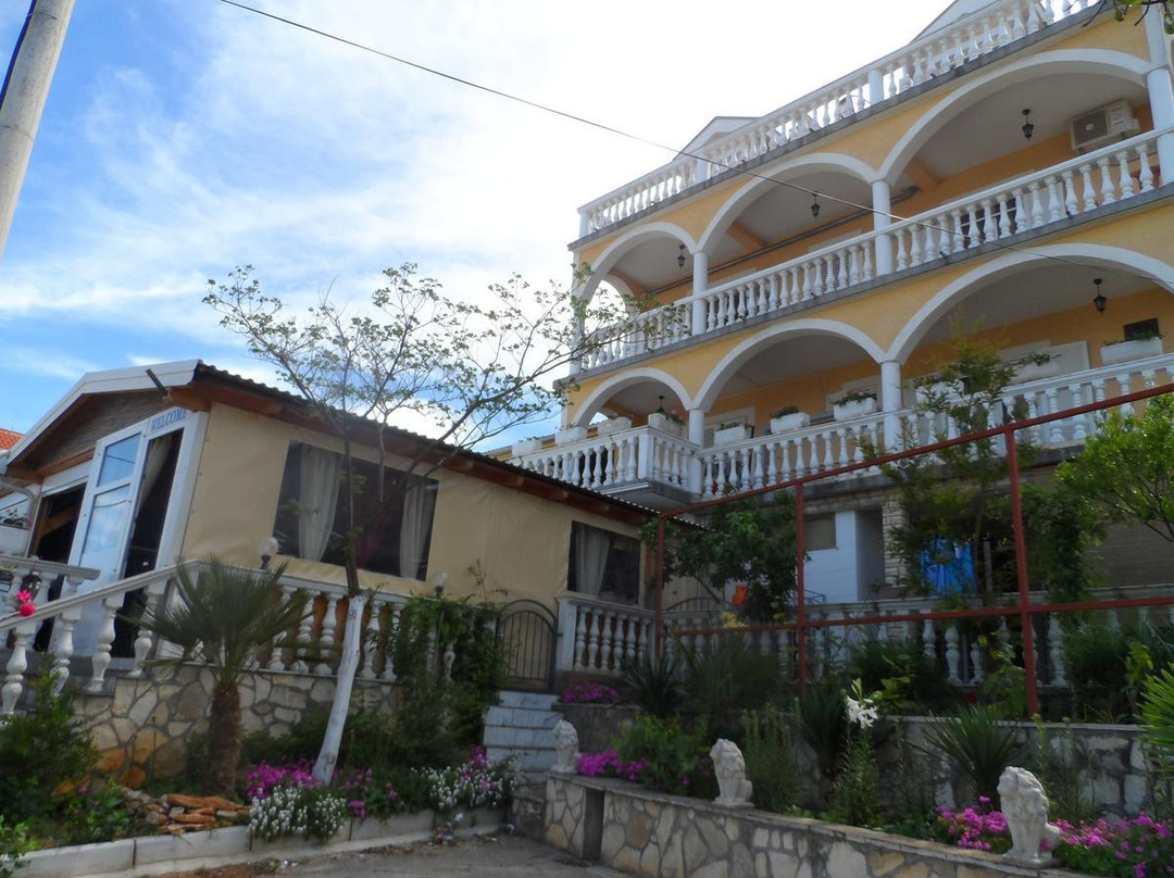 Apartments Milic