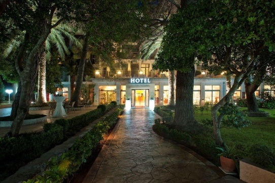 Hotel Rivijera-官方