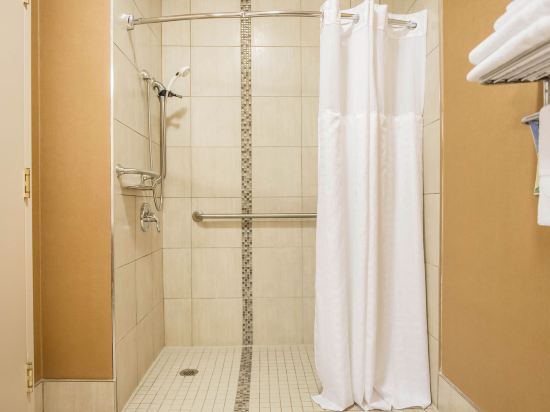 Comfort Inn Brockville Hotel Details Page Makemytrip Com
