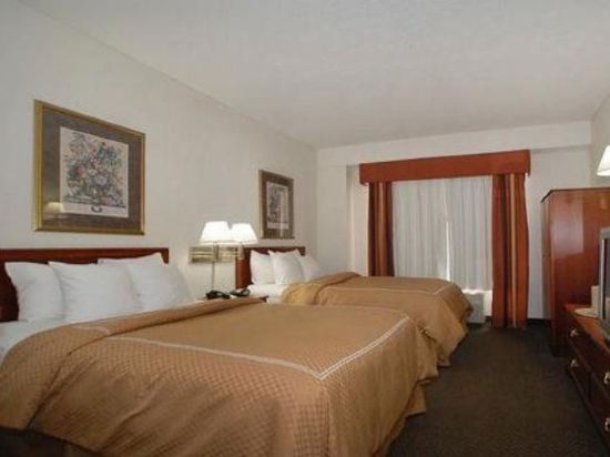 Comfort Suites Newport Cincinnati Riverfront Campbell 1 4 9