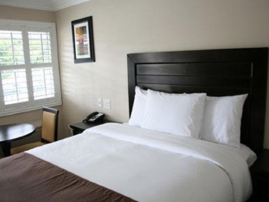 Raincross Hotel Room Type - Standard Room with Two Double Beds Raincross Hotel Room Type - Standard Room with Two Double Beds