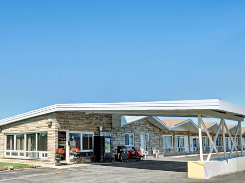 基奇纳骑士酒店