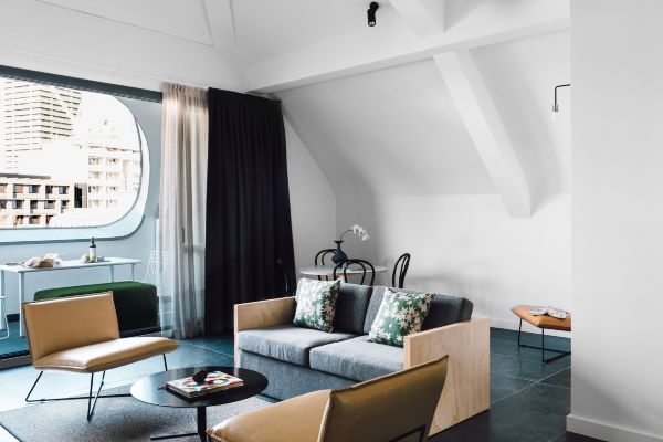 尾流百老汇公寓酒店-官方