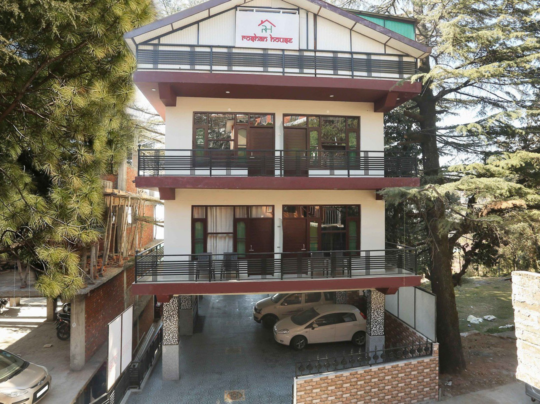 Treebo Roshan House