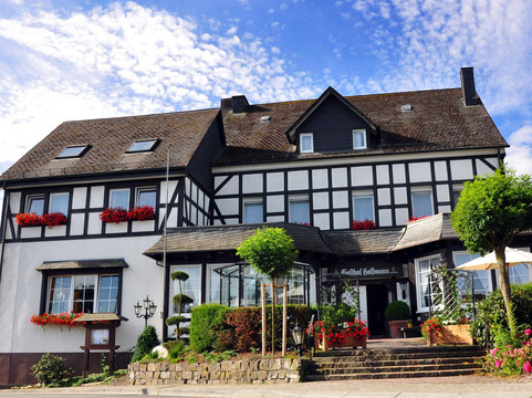 Arnsberg酒店住宿-Landgasthof Hoffmann