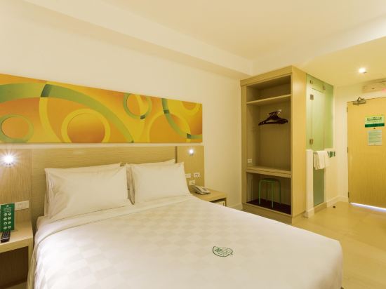 Go Hotels Ermita Room Type - Standard Queen Room