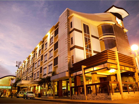 MO2 Westown Hotel - Iloilo