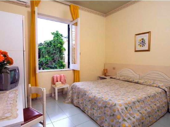 Hotel Villa Diana Room Type - Double Room