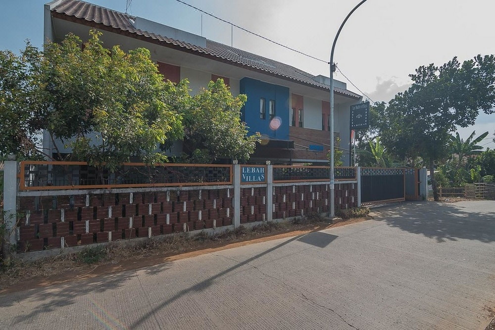 RedDoorz Syariah near Krida Nusantara