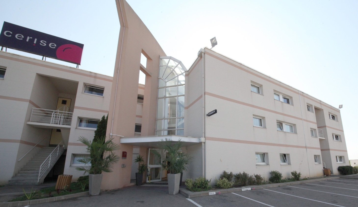 南锡塞里斯酒店-官方