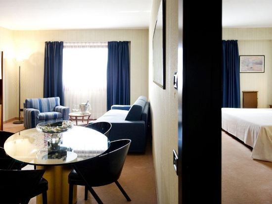 Abacus Hotel Room Type - Prestige Suite Abacus Hotel Room Type - Prestige Suite