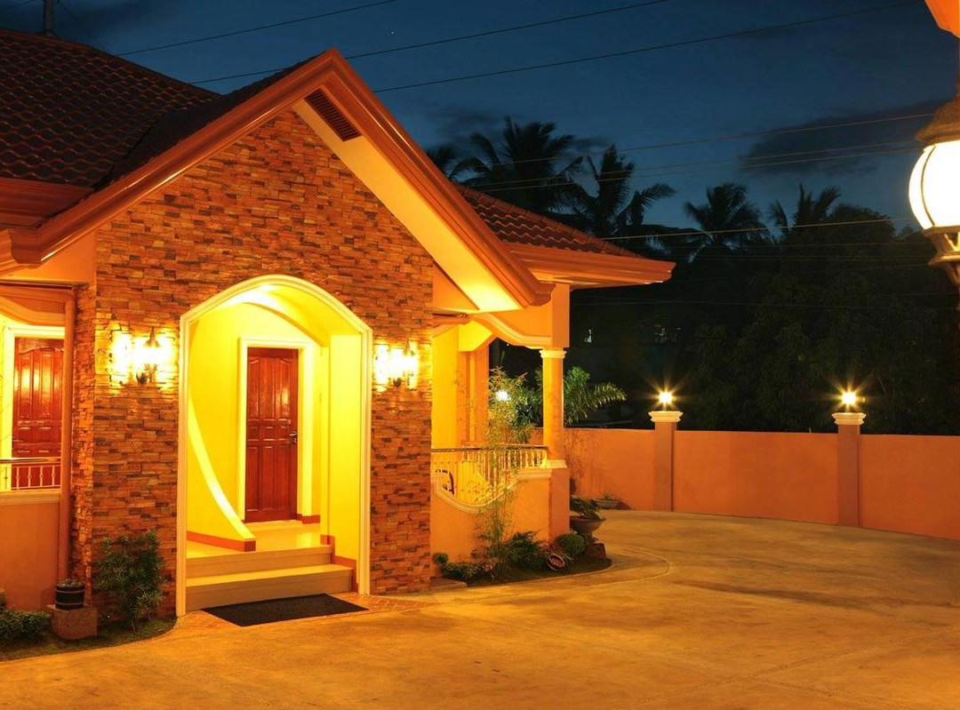 Mt. Tarak Guest House & Restaurant