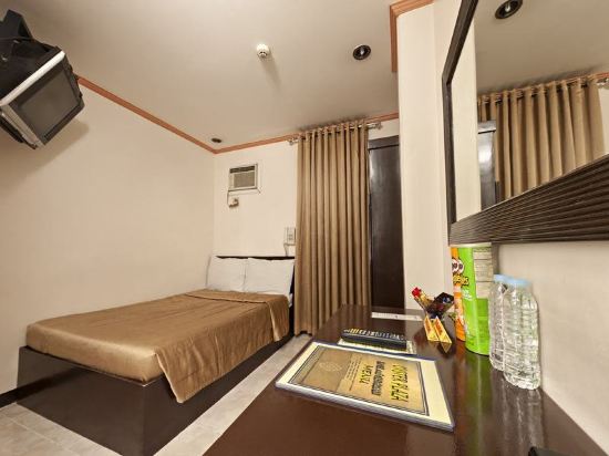 Oyster Plaza Hotel Room Type - Standard Double Room