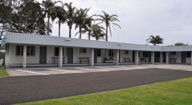 阿勒达拉酒店住宿-Edgewater Motel