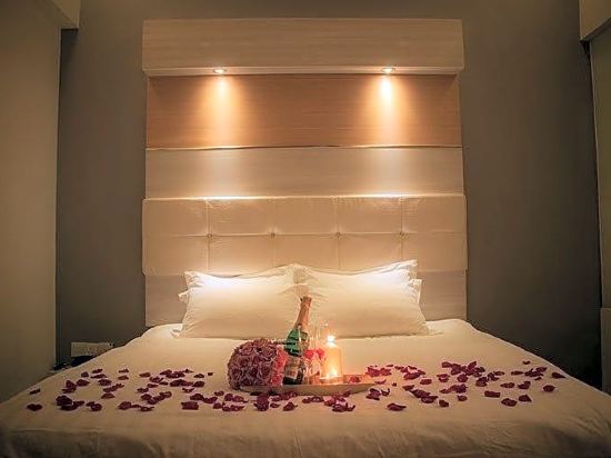 Avantgarde Hotel Room Type - King Bed Standard