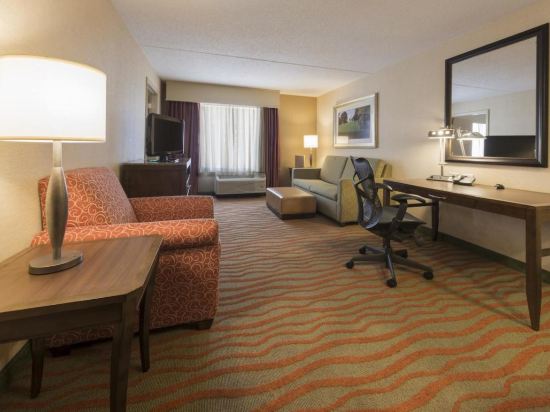 Hilton Garden Inn Arlington Courthouse Plaza Hotel Details Page