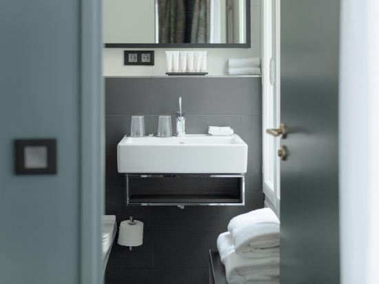 XO Hotel Paris Room Type - Classic Double Room XO Hotel Paris Room Type - Classic Double Room