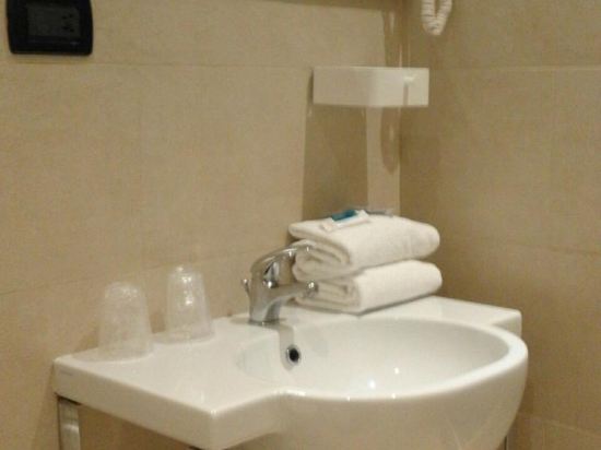 Hotel Aniene Room Type - Triple Room