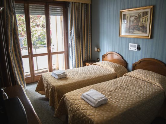 Hotel Accursio Room Type - Twin Room